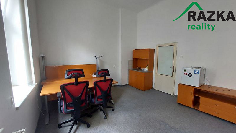 Pronájem kanceláře, Mariánské Lázně, Lidická, 21 m2