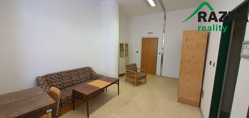 Pronájem kanceláře, Planá, Bezdružická, 54 m2