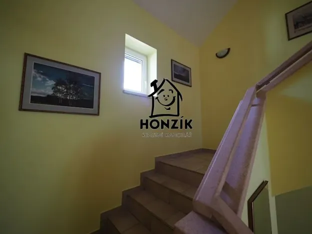 Prodej rodinného domu, Praha - Uhříněves, Úpská, 324 m2