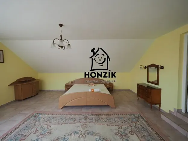 Prodej rodinného domu, Praha - Uhříněves, Úpská, 324 m2