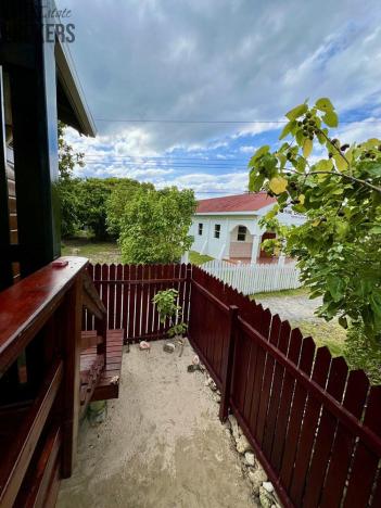 Prodej rodinného domu, Coxen Hole, Roatán, Honduras, 139 m2