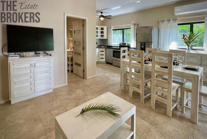 Prodej komerční, Coxen Hole, Roatán, Honduras, 304 m2