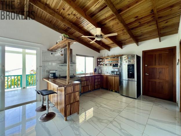 Prodej rodinného domu, Coxen Hole, Roatán, Honduras, 278 m2