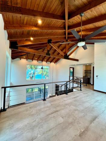 Prodej rodinného domu, Coxen Hole, Roatán, Honduras, 1452 m2