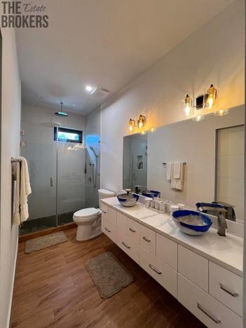 Prodej bytu, Coxen Hole, Roatán, Honduras, 186 m2