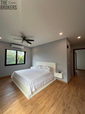 Prodej bytu, Coxen Hole, Roatán, Honduras, 186 m2