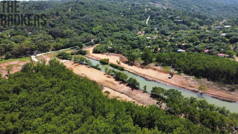 Prodej pozemku, Coxen Hole, Roatán, Honduras, 842 m2
