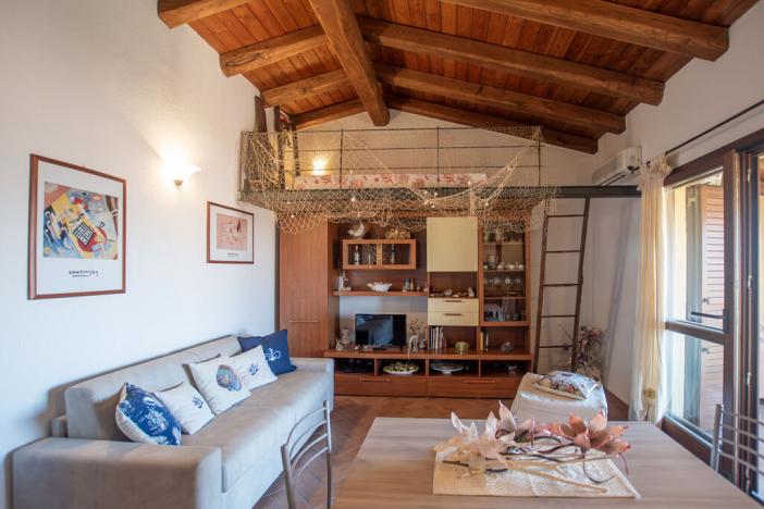 Prodej bytu 1+1, Badesi, Sardinie, Itálie, 50 m2