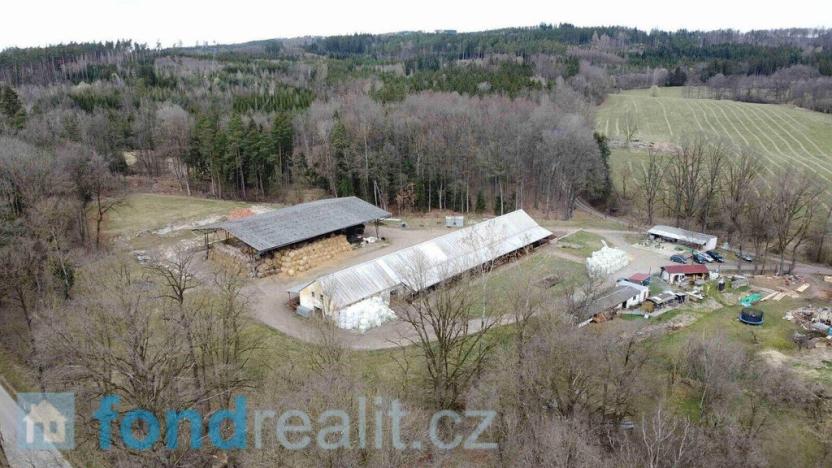 Prodej komerční, Netolice, 2276 m2