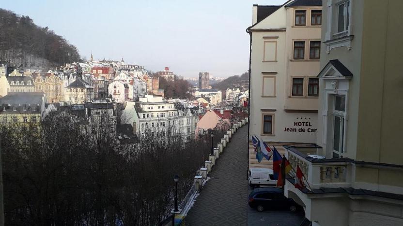 Prodej bytu 3+kk, Karlovy Vary, Kolmá, 71 m2