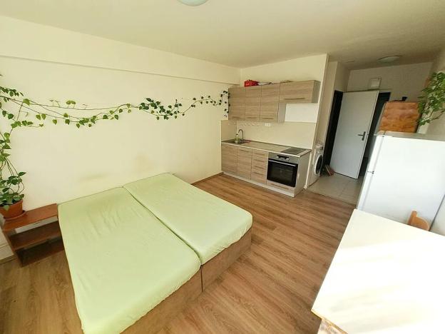 Pronájem bytu 1+kk, Praha - Radotín, Vrážská, 28 m2