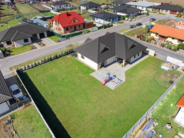 Prodej rodinného domu, Hrádek, 281 m2