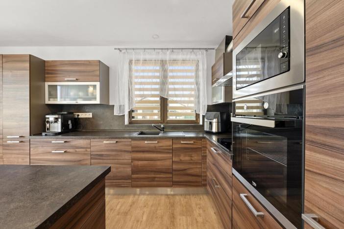 Prodej rodinného domu, Hrádek, 281 m2