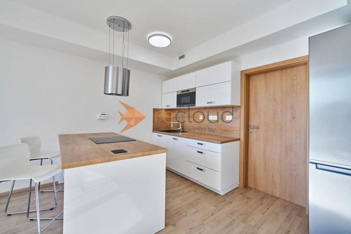 Prodej bytu 2+kk, Horoměřice, Velvarská, 53 m2