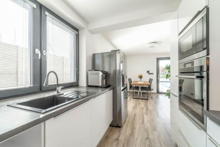 Prodej rodinného domu, Tmaň, K Vodojemu, 261 m2