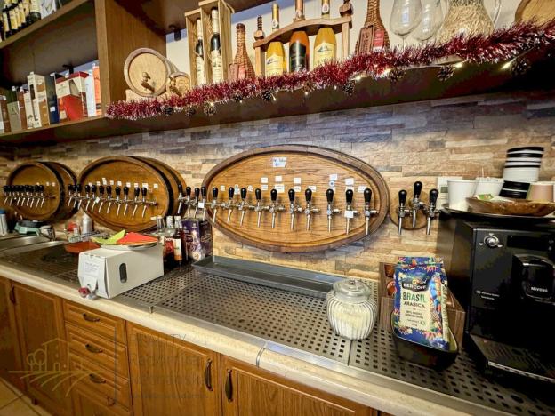 Pronájem restaurace, Turnov, náměstí Českého Ráje, 120 m2