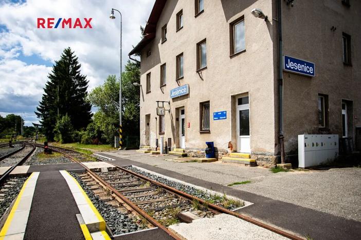 Prodej chaty, Jesenice, U Velkého rybníka, 67 m2