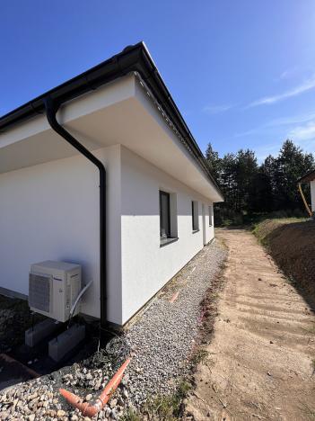 Prodej rodinného domu, Bystřice, 98 m2