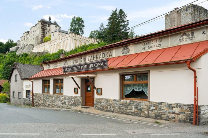 Prodej restaurace, Český Šternberk, 480 m2