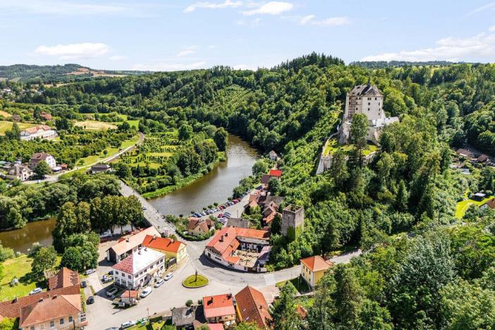 Prodej restaurace, Český Šternberk, 480 m2