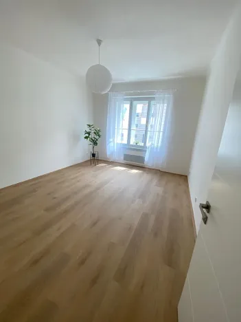 Prodej bytu 3+1, Praha - Vršovice, Vršovická, 69 m2