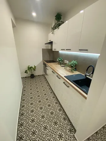 Prodej bytu 3+1, Praha - Vršovice, Vršovická, 69 m2