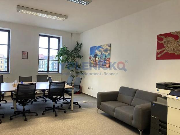 Pronájem kanceláře, České Budějovice, nám. Přemysla Otakara II., 38 m2