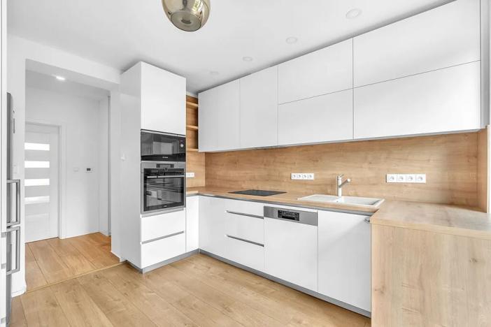 Pronájem bytu 2+1, Hradec Králové, Masarykovo náměstí, 67 m2