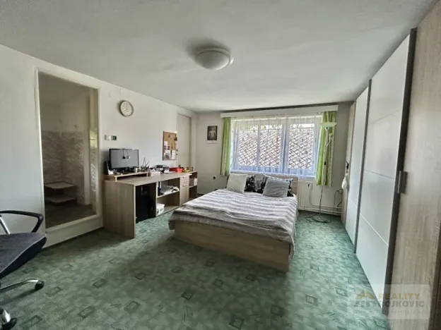 Prodej rodinného domu, Broumov, 140 m2