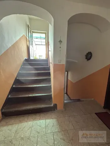 Prodej bytu 2+1, Broumov, Husova, 48 m2