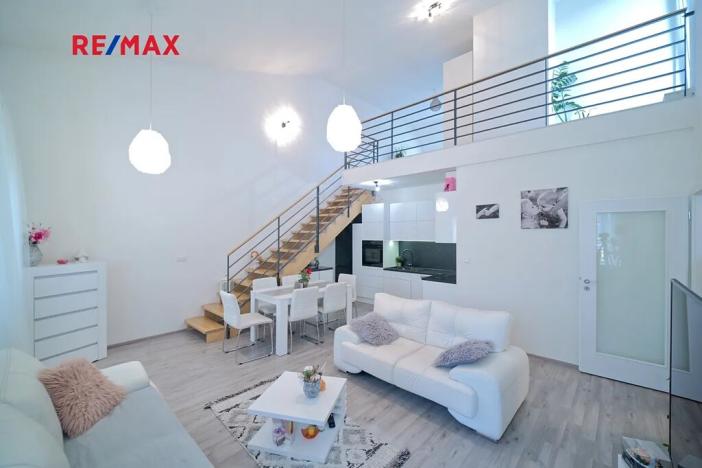 Prodej bytu 4+kk, Plzeň, Vrchlického, 125 m2