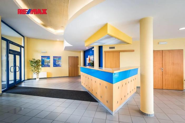 Prodej skladu, Strančice, 2325 m2