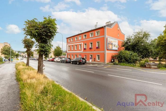 Prodej bytu 3+1, Karlovy Vary, Závodu míru, 66 m2