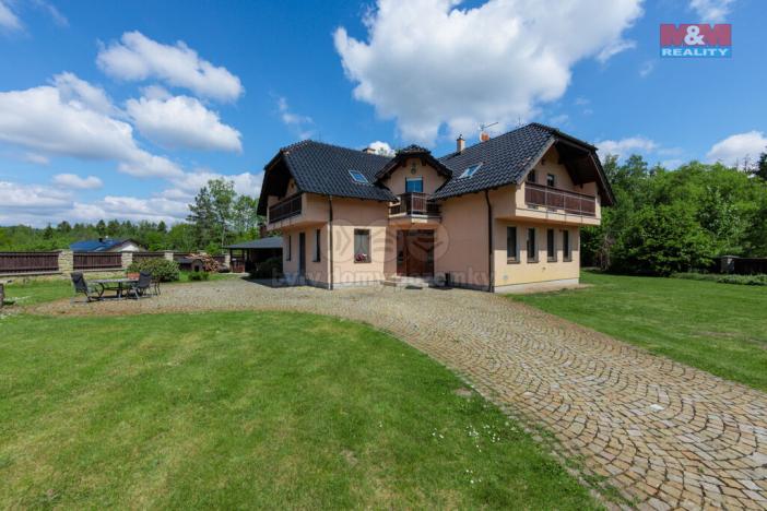 Prodej rodinného domu, Nová Role - Mezirolí, 221 m2