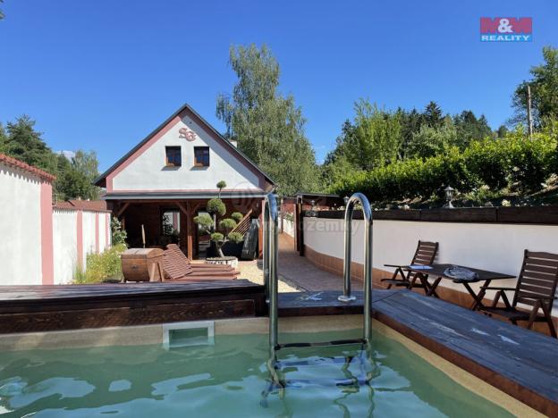 Prodej rodinného domu, Nová Paka - Štikov, 220 m2