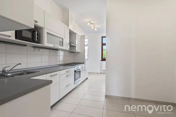 Pronájem bytu 1+1, Praha - Karlín, Sokolovská, 38 m2