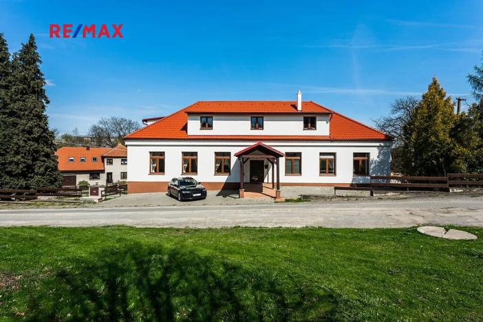 Prodej restaurace, Velké Meziříčí, 626 m2