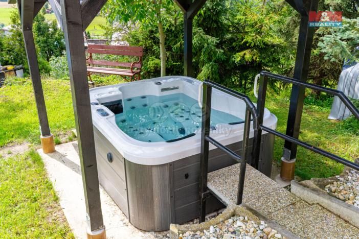 Prodej rodinného domu, Janovice, 125 m2