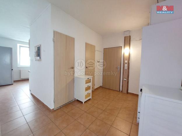 Prodej bytu 3+1, Klášterec nad Ohří - Miřetice u Klášterce nad Ohří, Luční, 71 m2