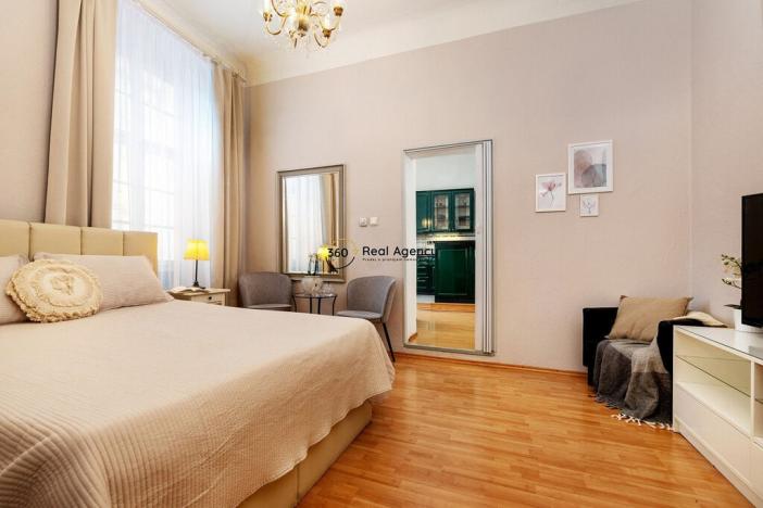 Prodej bytu 2+1, Praha - Staré Město, Karoliny Světlé, 47 m2