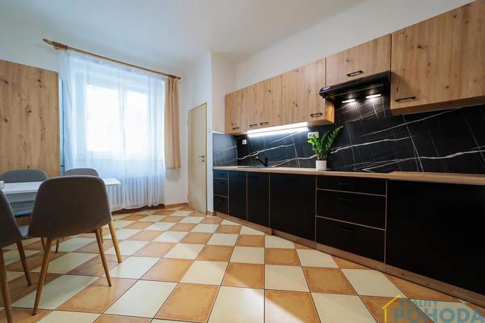 Prodej bytu 2+1, Praha - Žižkov, Biskupcova, 69 m2