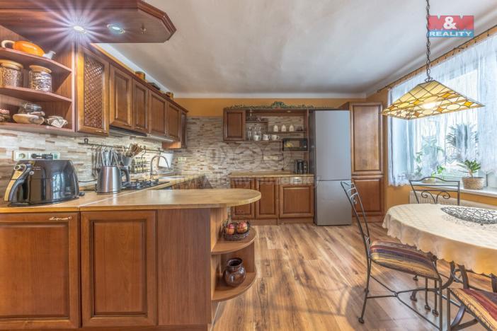 Prodej rodinného domu, Žďár, 150 m2