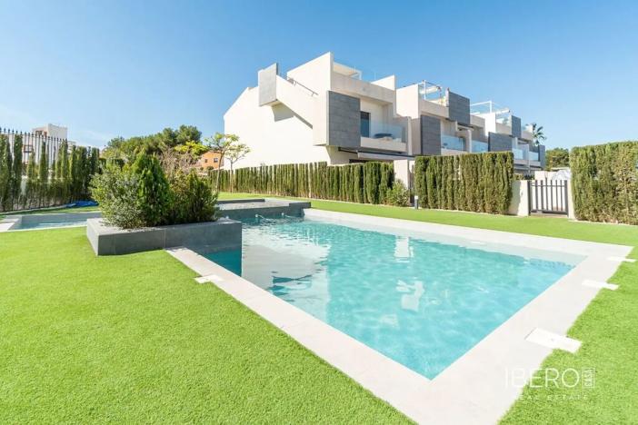 Prodej bytu 4+kk, Las Palmas de Gran Canaria, Španělsko, Calle Los Balcones, 74 m2