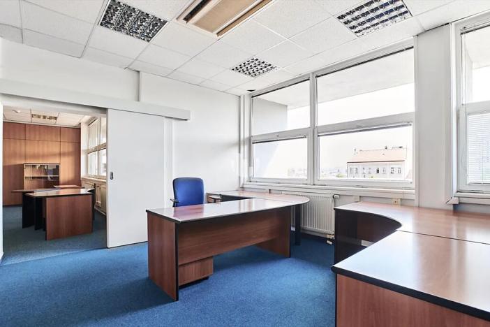 Pronájem kanceláře, Praha - Strašnice, Vinohradská, 194 m2