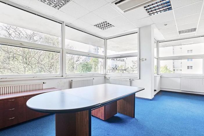 Pronájem kanceláře, Praha - Strašnice, Vinohradská, 194 m2