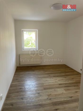 Pronájem bytu 2+kk, Náchod, Poděbradova, 32 m2