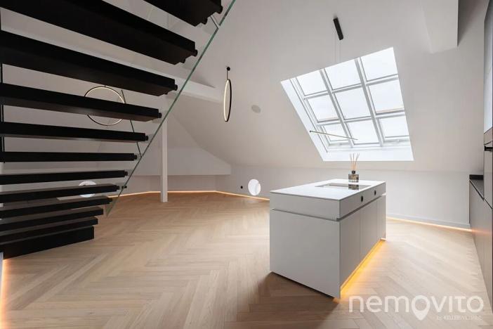 Prodej bytu 4+kk, Praha - Karlín, Sokolovská, 159 m2