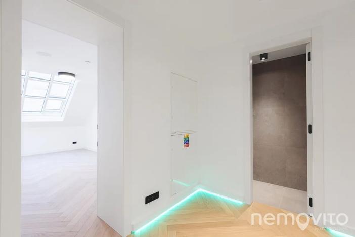 Prodej bytu 4+kk, Praha - Karlín, Sokolovská, 159 m2