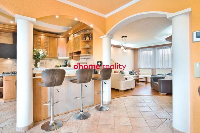 Prodej rodinného domu, Hlušovice, Loučky, 237 m2