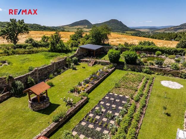 Prodej rodinného domu, Hrobčice, 174 m2